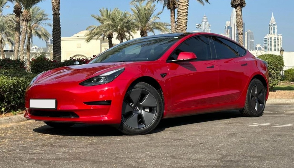 Picture Tesla Model 3 Standard Plus 2023-2024 
