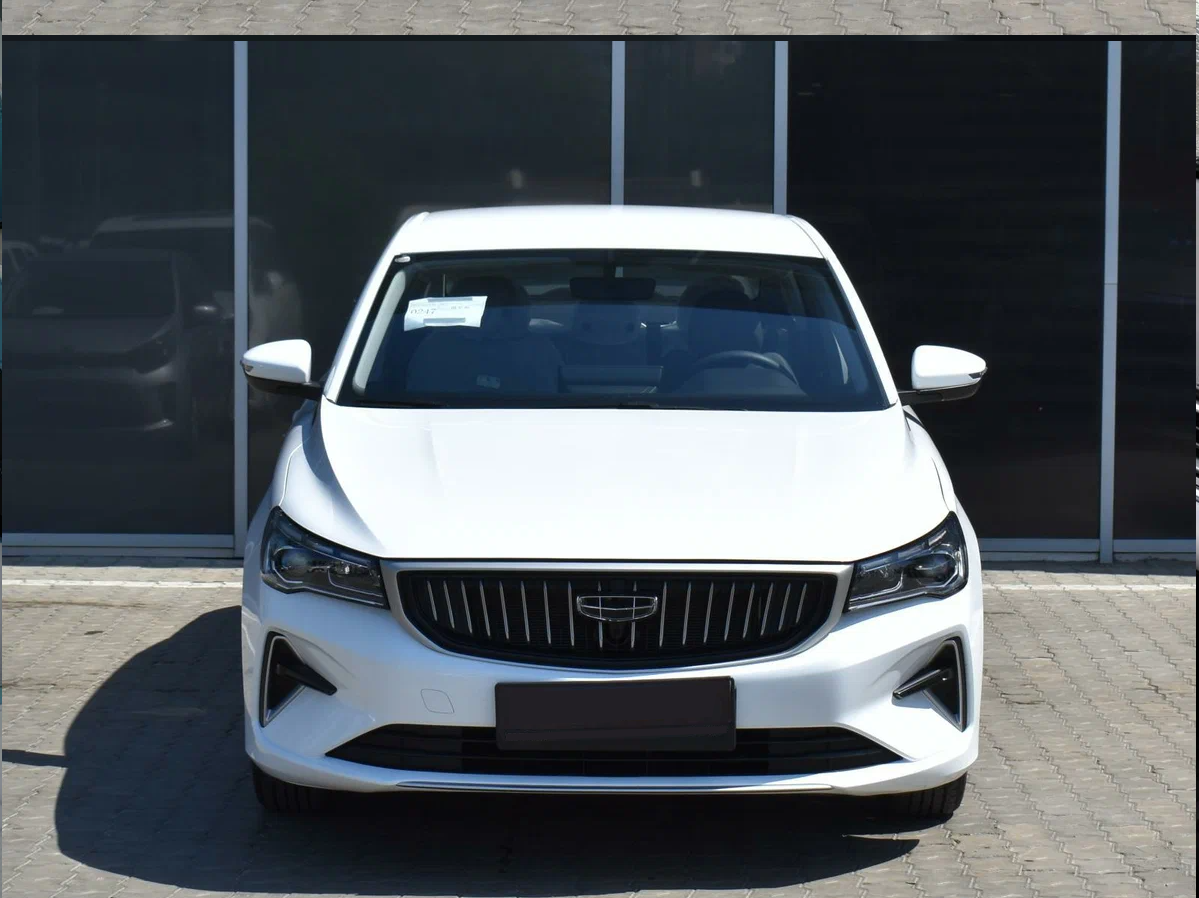 Geely Emgrand 2025